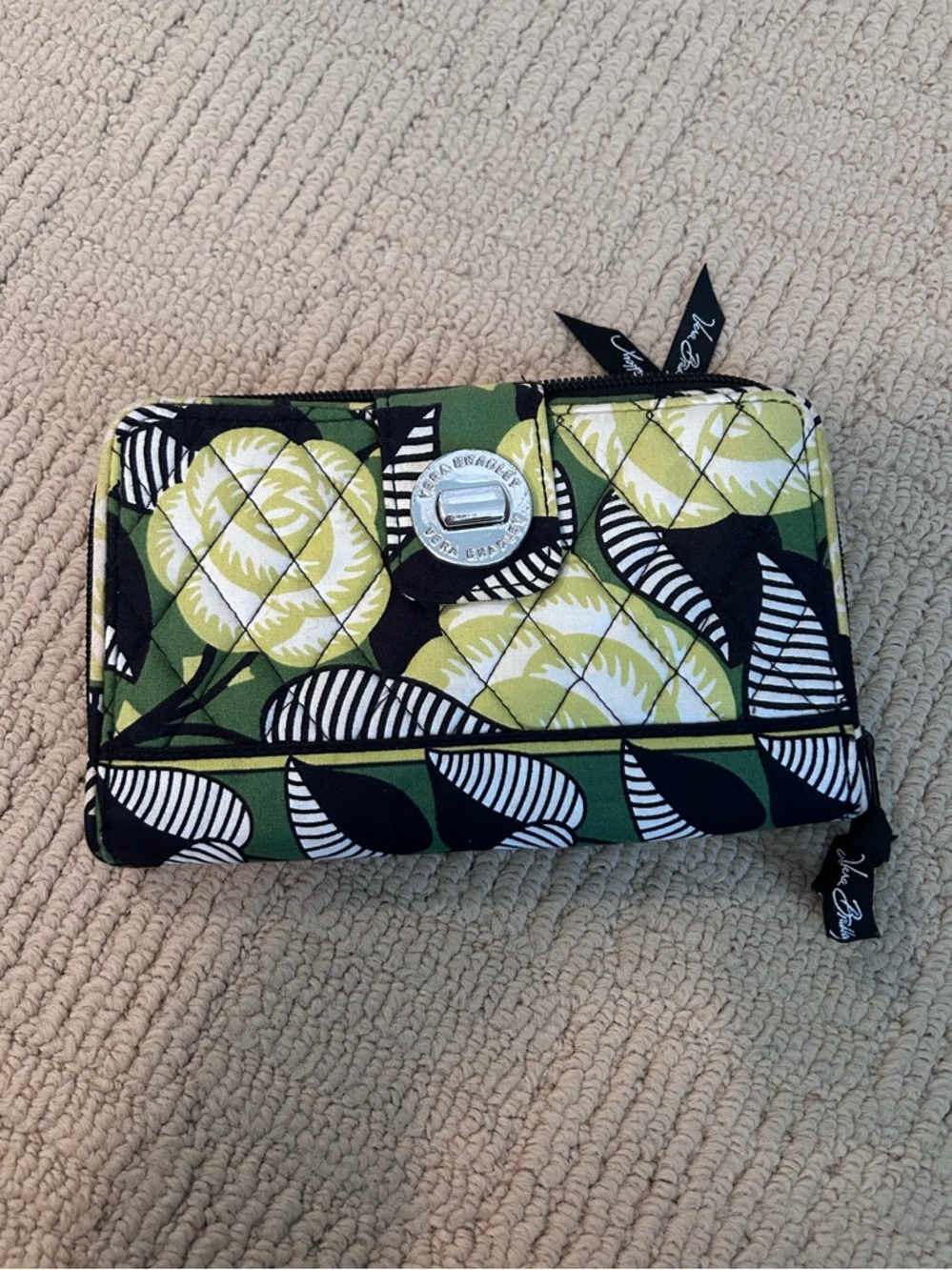 Vera Bradley Green Floral Quilted Zip-Around Wallet with Silver Turn-Lock